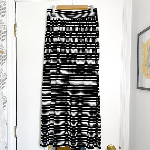 LOFT // Black & White Striped // Maxi Skirt // Size M - Picture 1 of 5